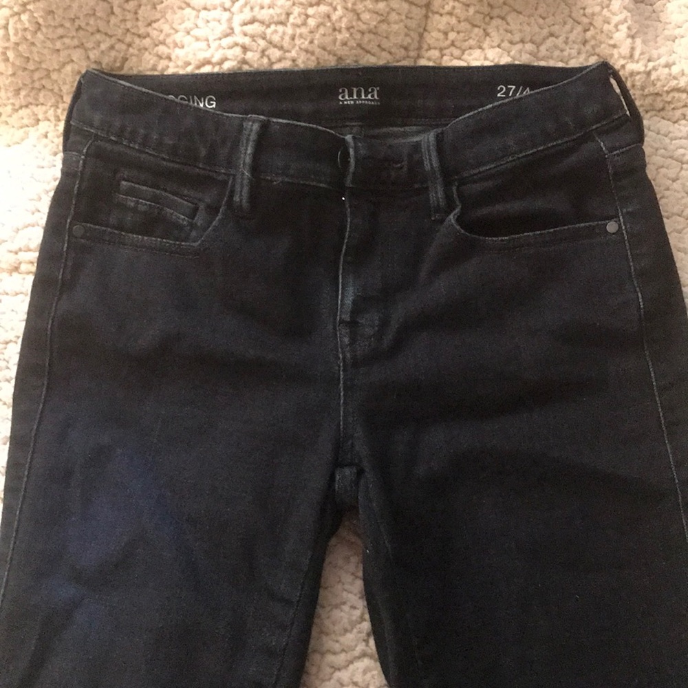 Blue skinny jeans